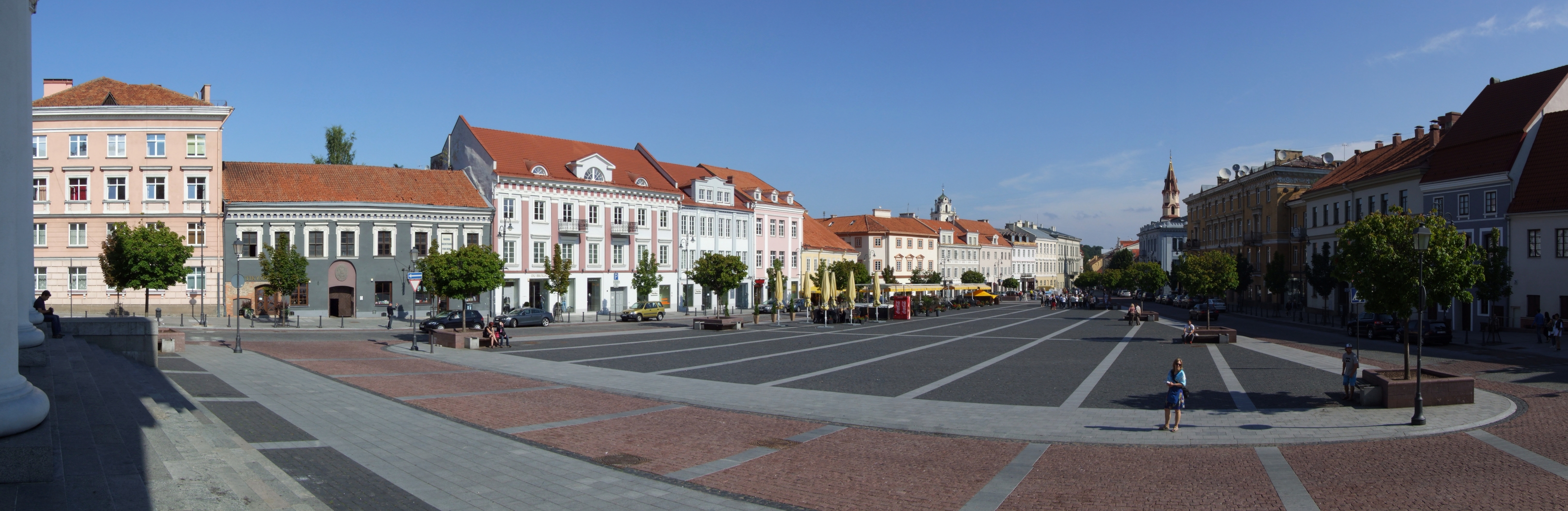 Vilnius_(Wilno)_-_city_hall_square_(Rotušės_aikštė)